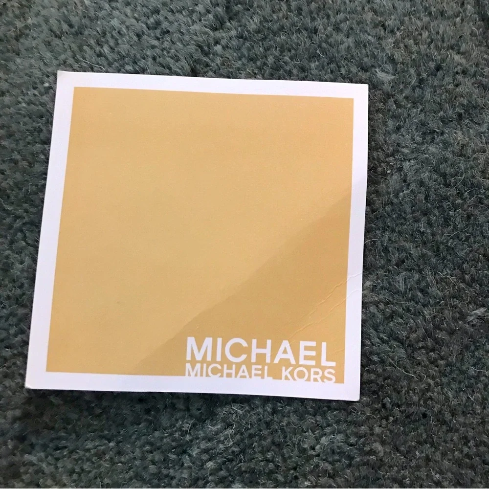 Micheal Kors Vintage Genuine Leather Shoulder Bag Mustard Yellow/Silver Hardware - Picture 13 of 14